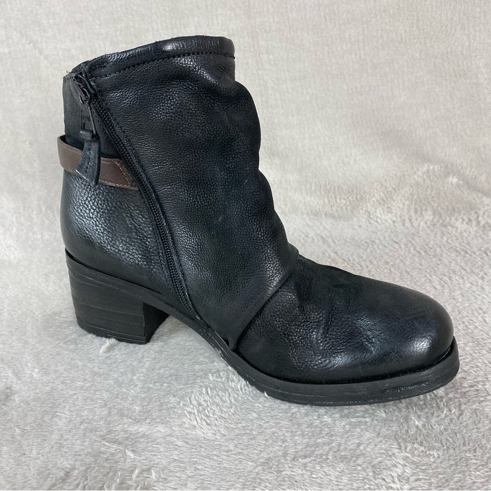 Miz Mooz Black Ankle Boots - Picture 4 of 10